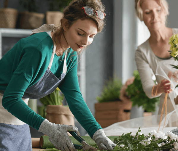 A woman who is a microbusinesses, freelancers and solopreneurs
